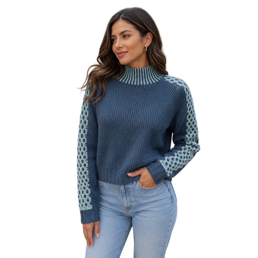 Wild Fable NWT Mock Neck Ribbed Sweater Blue Raglan Sleeve Medium